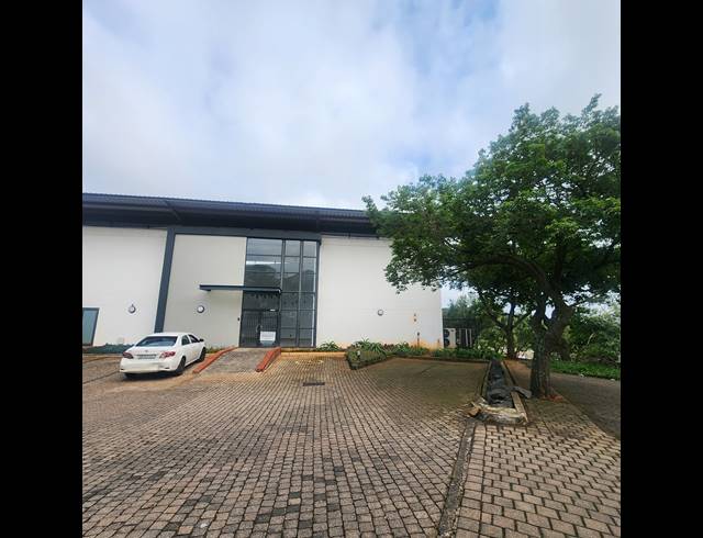 351M² OFFICE FOR SALE IN UMHLANGA CENTRAL
